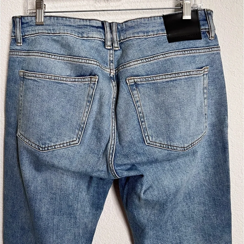 Zara Light Wash Slim Fit Denim Jeans 32